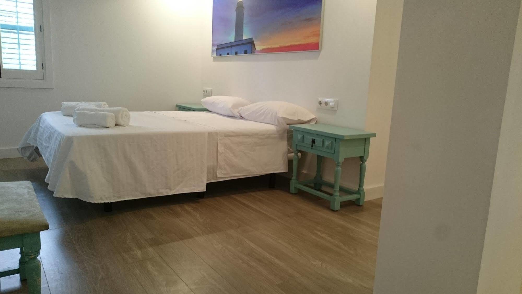 Hostal Sunset Ibiza Sant Antoni de Portmany Esterno foto